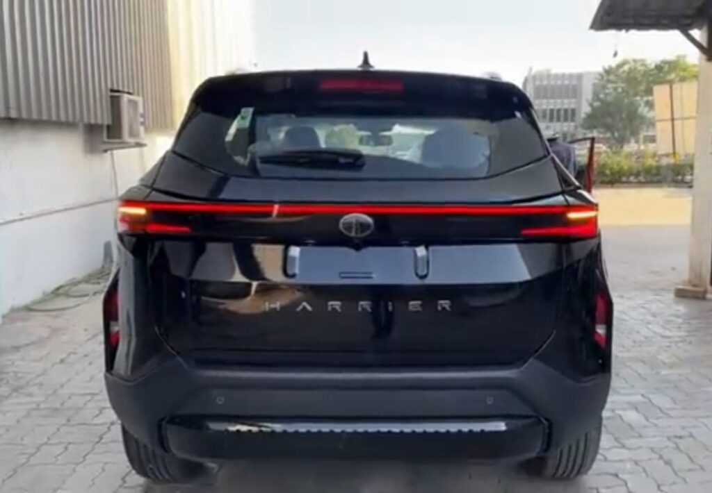 Tata harrier top model